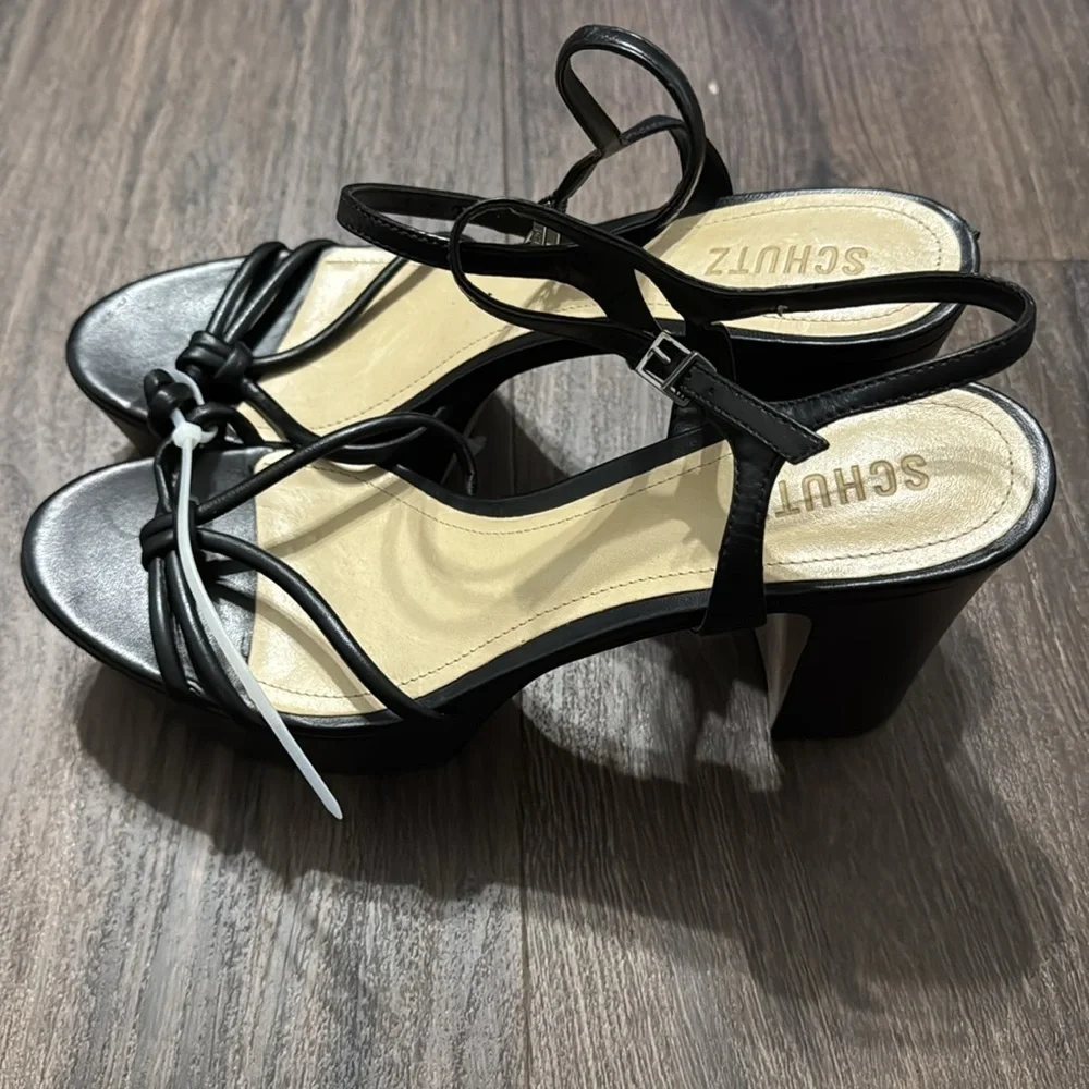 NEW! SCHUTZ Black Kelsie Platform Sandal - Multiple Sizes 🛵🚛
